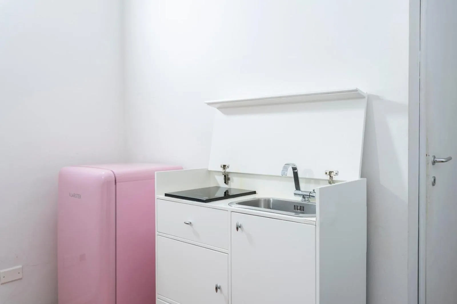 New! Lovely & Friendly In Milan Center C Italy